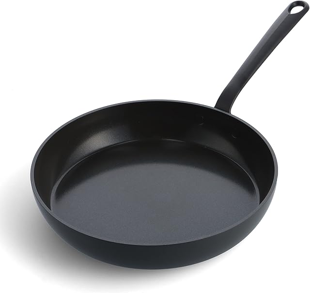GreenPan Craft Healthy Ceramic Non-Stick 28 cm Frying Pan Skillet, PFAS-Free, Metal Utensil Safe, Cast Stainless Steel Handle, Induction Suitable, Dishwasher Safe, Oven Safe, Black