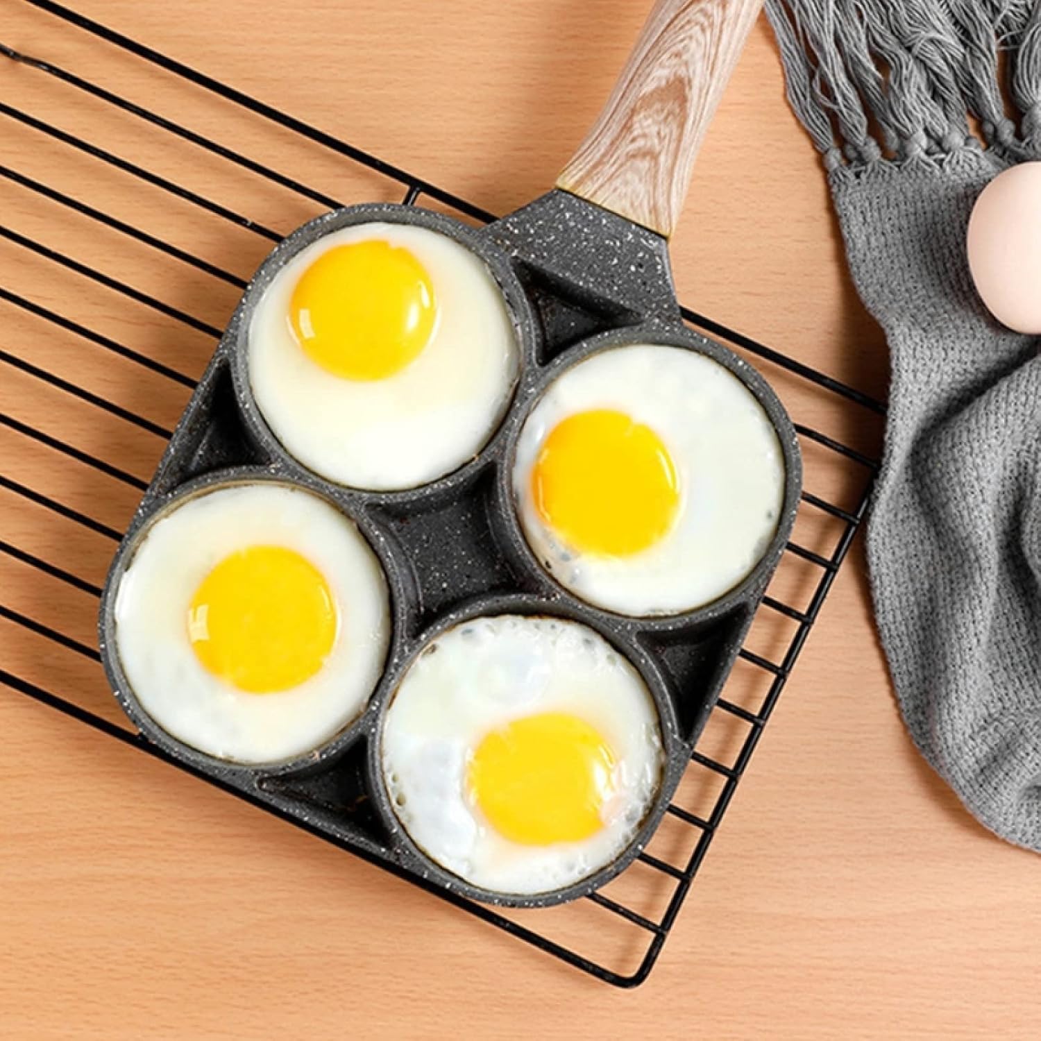 Frying Pans 4 Holes Egg Omelet Frying Pan Multifunction Hamburger Steak Non Stick Cooker With Handle 1Pcs
