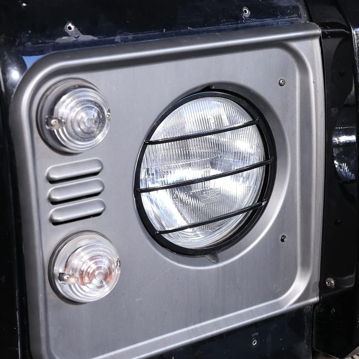 TINKI Alloy Black Car Headlight Tail Lamp Protective Cover Car Light Protection Cover Compatible for Land Rover Defender 90 110 130 2004-2019 Auto Exterior Accessories (Style 2)