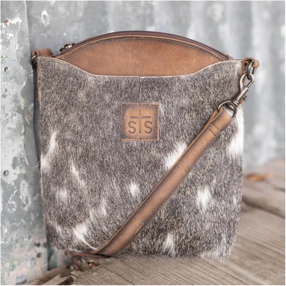 STS Ranchwear Womens Josie Cowhide/Tan Leather Crossbody Bag
