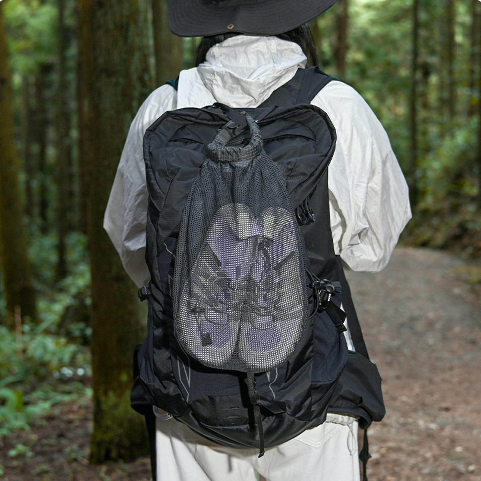 Sac à chaussures de voyage avec filet ventilé et matériau résistant, idéal pour les activités de plein air, les vacances, les voyages aériens, les croisières sac pliable pour chaussures de sport