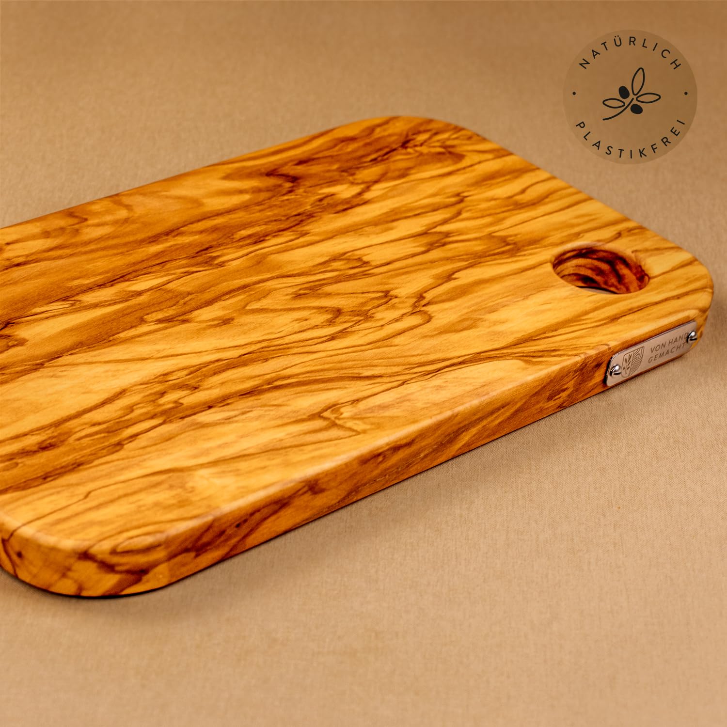 DAS OLIVENHOLZBRETT® Schneidebrett oder Servierbrett mit abgerundeten Ecken und Loch 60cm x30cm x2,5cm
