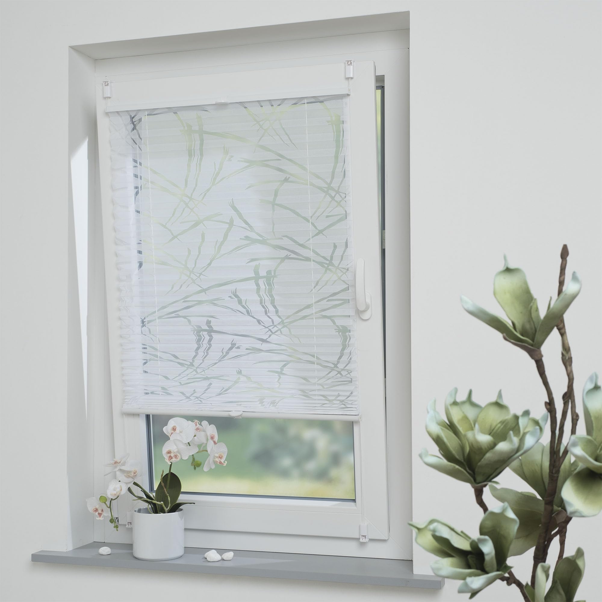 Plissee mit ausgebranntem Motiv Lines, halbtransparent, ohne Bohren oder Schrauben, inkl. Klemmträger, Breite: 70 cm/Länge: 130 cm, Farbe: weiß