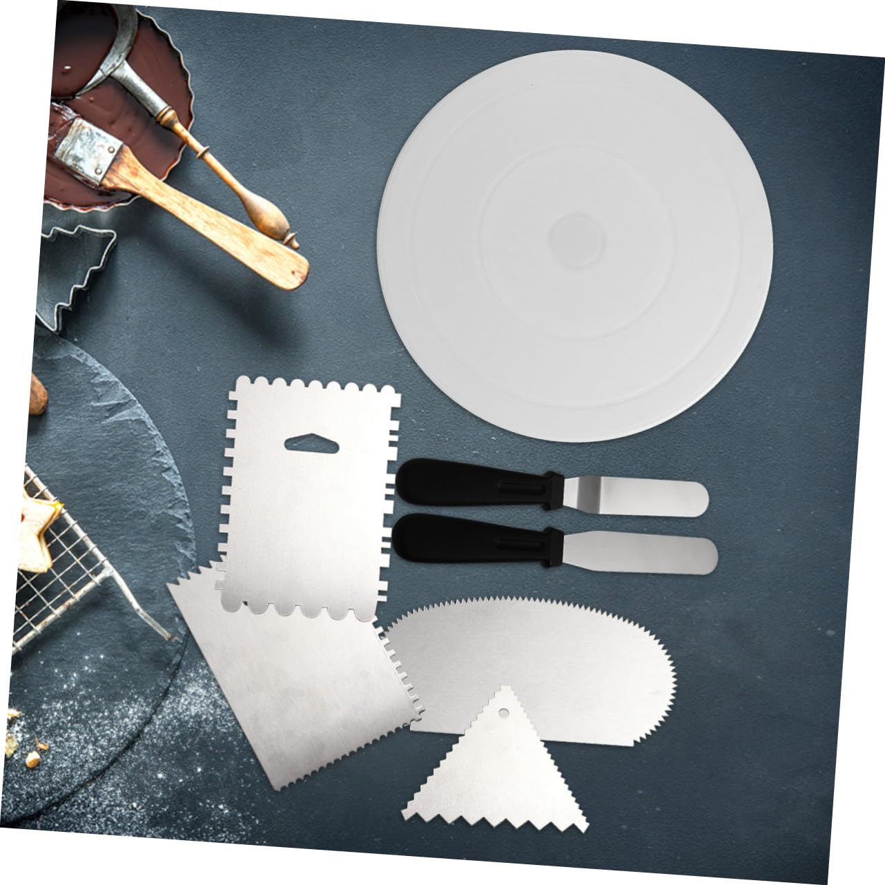 7 Stück Teiliges DIY Backzubehör Set mit Drehbarem Kunststoff Tortenständer Spachteln und Edelstahl Kuchenglättern Leicht Drehbar Vielseitig für Verzierung und Buttercreme