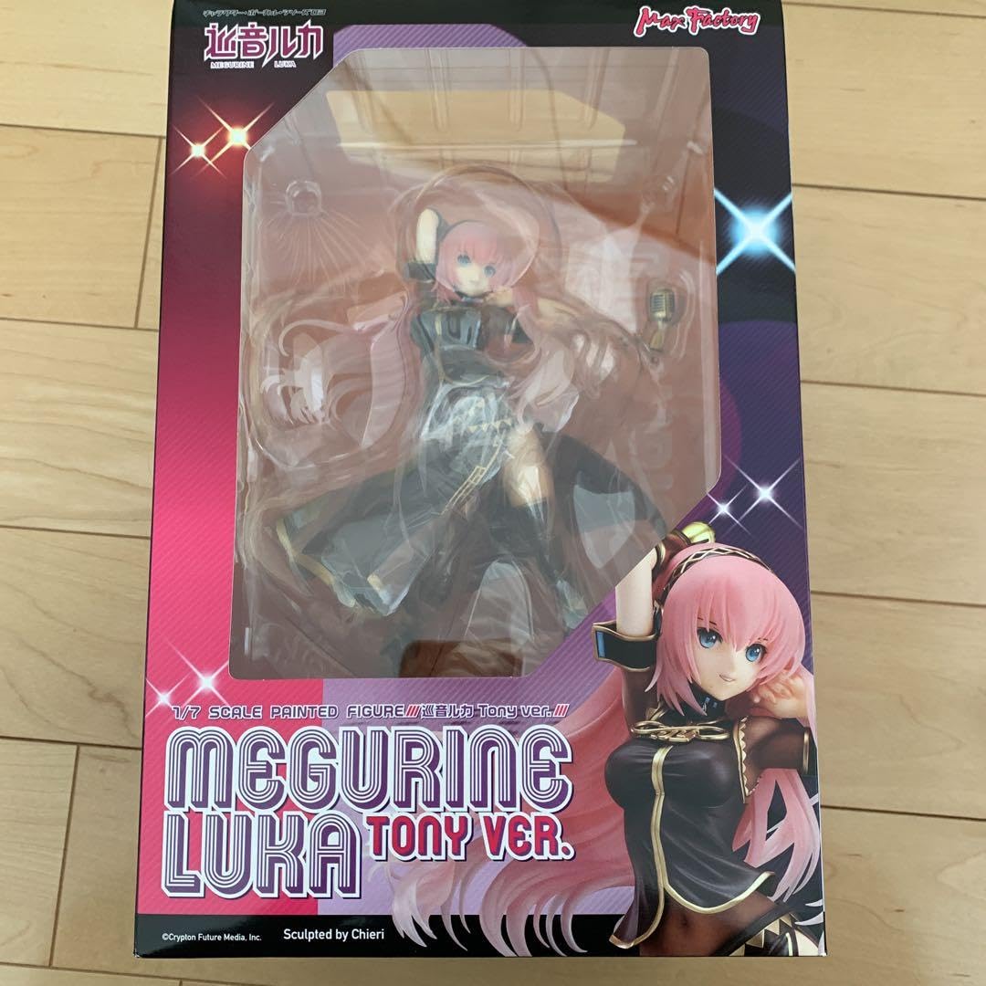 MEGURINE LUKA 1/8スケール TONY VER.