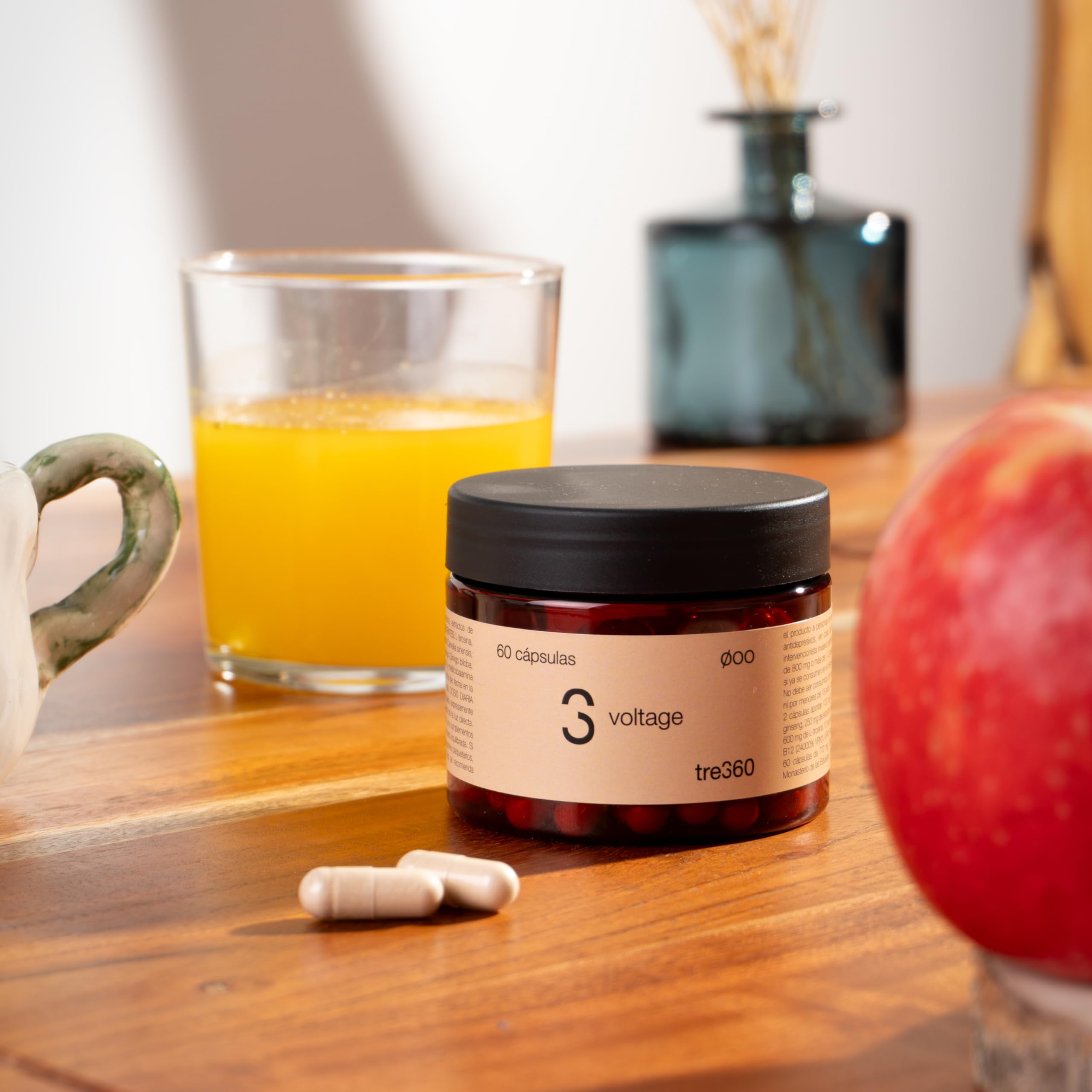 Tres60 - Voltage Energía y Rendimiento – 60 Cápsulas - Cafeína, Taurina, Ginseng, L-Arginina y Té Verde - Complejo con Vitaminas B y Vitamina C - Suplemento Energizante para Concentración