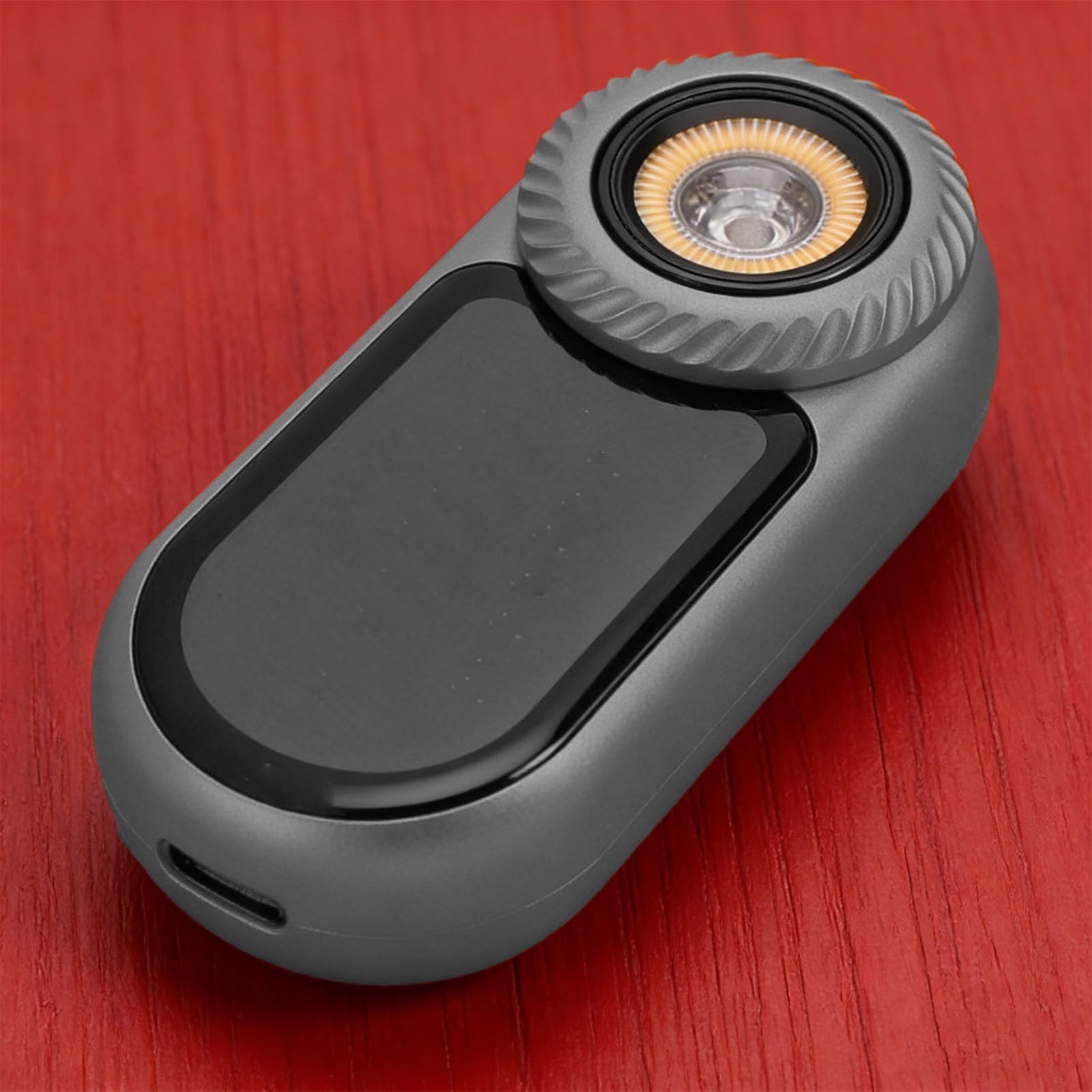 Yosoo Health Gear Kleine -Taschenlampe, Wiederaufladbare Aluminium-Taschenlampe mit RGB-Display, 400 Lm, Einstellbare Helligkeit, mit Spielen für Reisen, Camping, Tägliches Tragen