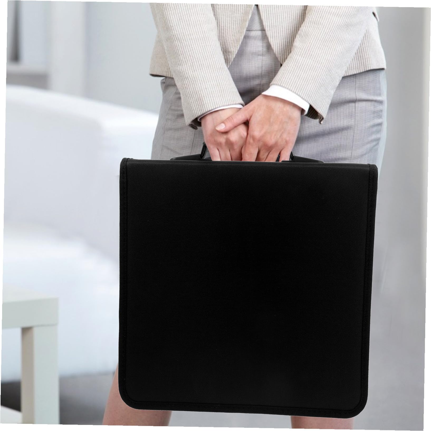 KOMBIUDA Custodia Cd Dvd in Pelle PU Nero Organizer Portatile con Maniglia Capacità Dischi Custodia Rigida per Cd e Dvd Elegante e Resistente per Casa e Viaggio