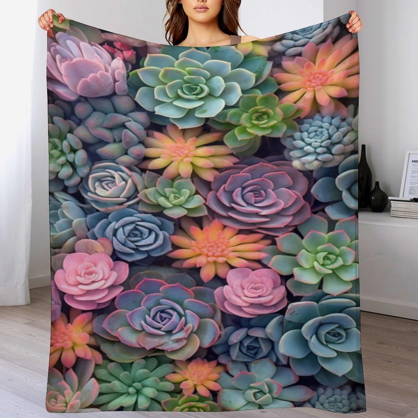Manta de forro polar mullida con flores para tardes de lectura en el sofá