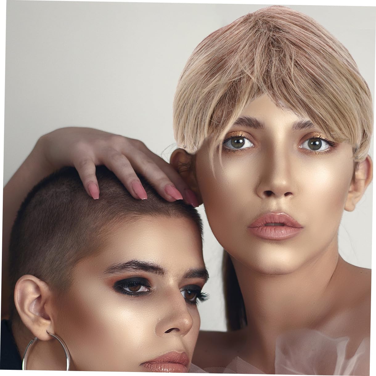 Healeved 3stücke Damen Kurzhaar Perücke Mit Lockigen Modischen Strähnen Kunsthaar-wig Für Alltag Partys Cosplay Und Mehr Atmungsaktiv Und Komfortabel Zu Tragen