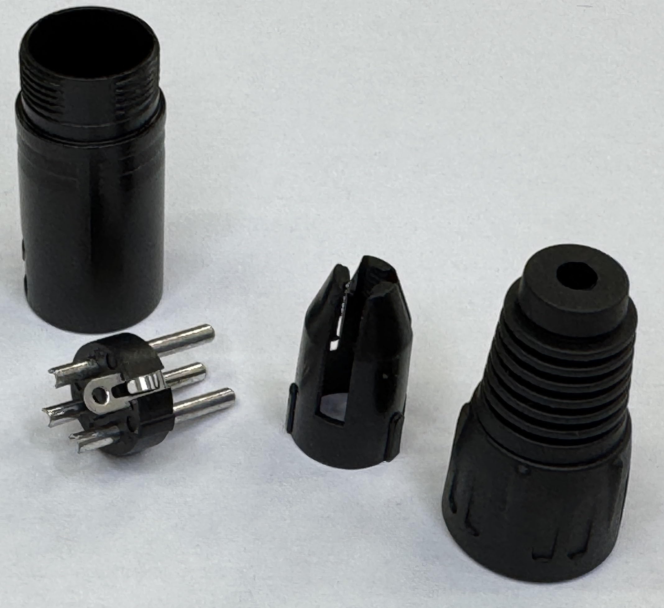 Beetronic Black 3 Pin XLR Male Connector Plug Audio Microphone 3 Pole In Line (4) - Image 2