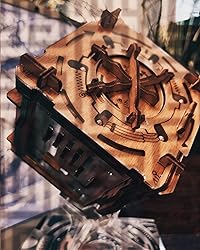 Amazon.com: iDventure Cluebox - Cambridge Labyrinth - Escape Room Game ...