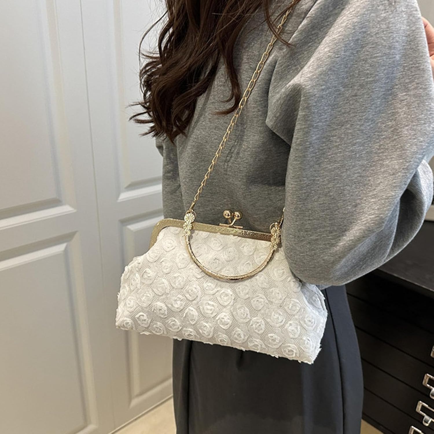 Clutch Purses for Women, Elegant Lace Rose Evening Handbag, Retro Floral Clutch Bag for Wedding Prom Party