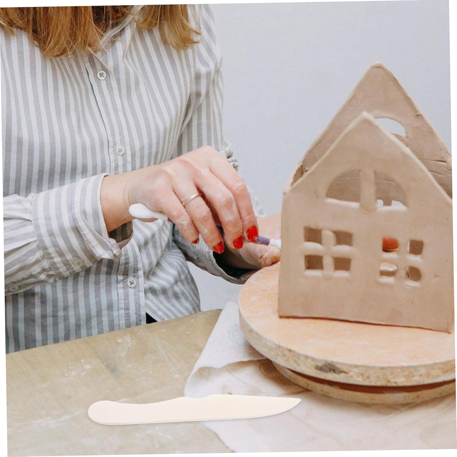 Sturdy Ox Bone Folder for Scoring and Folding Essential for Paper Crafting Bookbinding and Scrapbooking Smooth Handling
