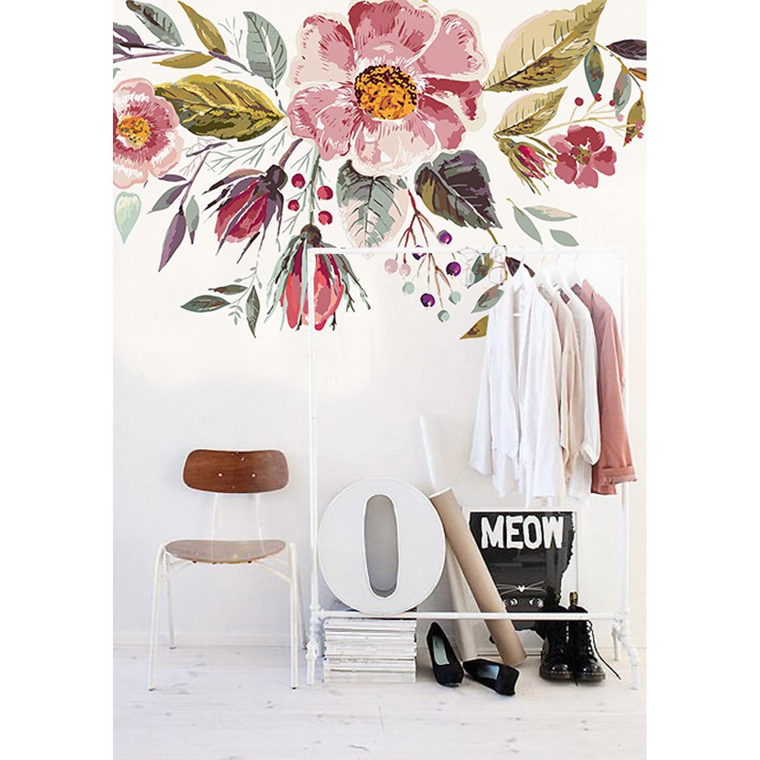 Papier peint fleurs de champ vintage pour une chambre romantique