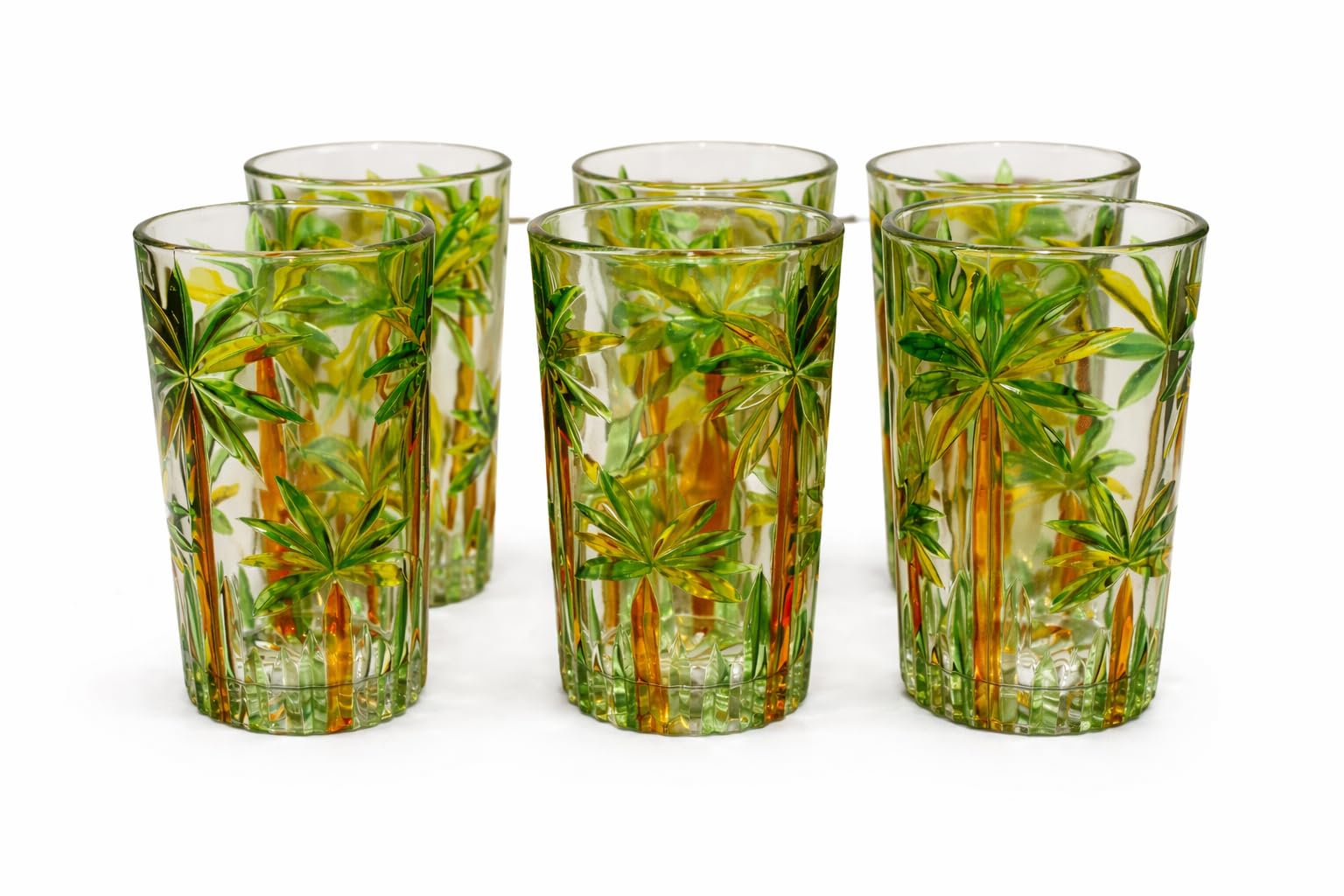 Vasos de cristal de diseño redondo y elegante color verde para mesas sofisticadas 1