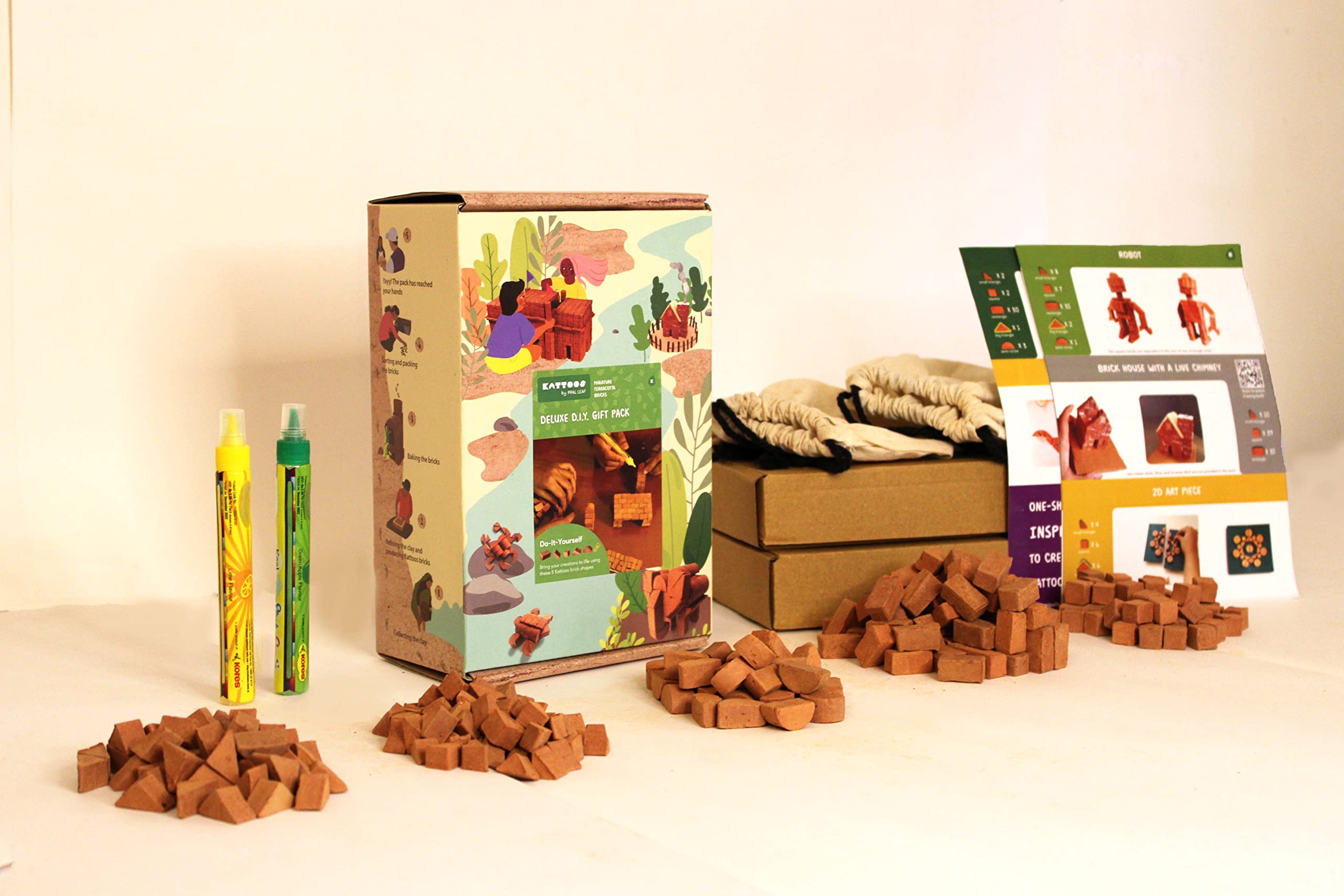 Kattoos Deluxe D.I.Y. Gift Pack - Miniature Terracotta Bricks (Reddish Brown Bricks) (Deluxe Gift Pack (276 Bricks)) (Deluxe Gift Pack (276 Bricks)) - Image 2 thumbnail