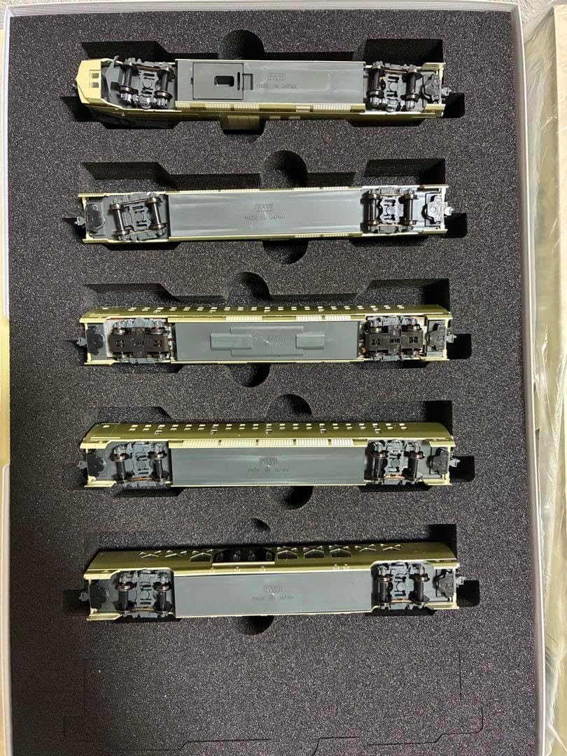 KATO 10-188910-1890 四季島 4両基本セット、6両増結セット