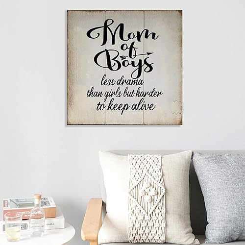 Miniatura 4 de Aihesui Letrero de madera vintage con texto en inglés Mom of Boys Less Drama Than Girls But Harder to Keep Alive ipara colgar en la pared, con cita