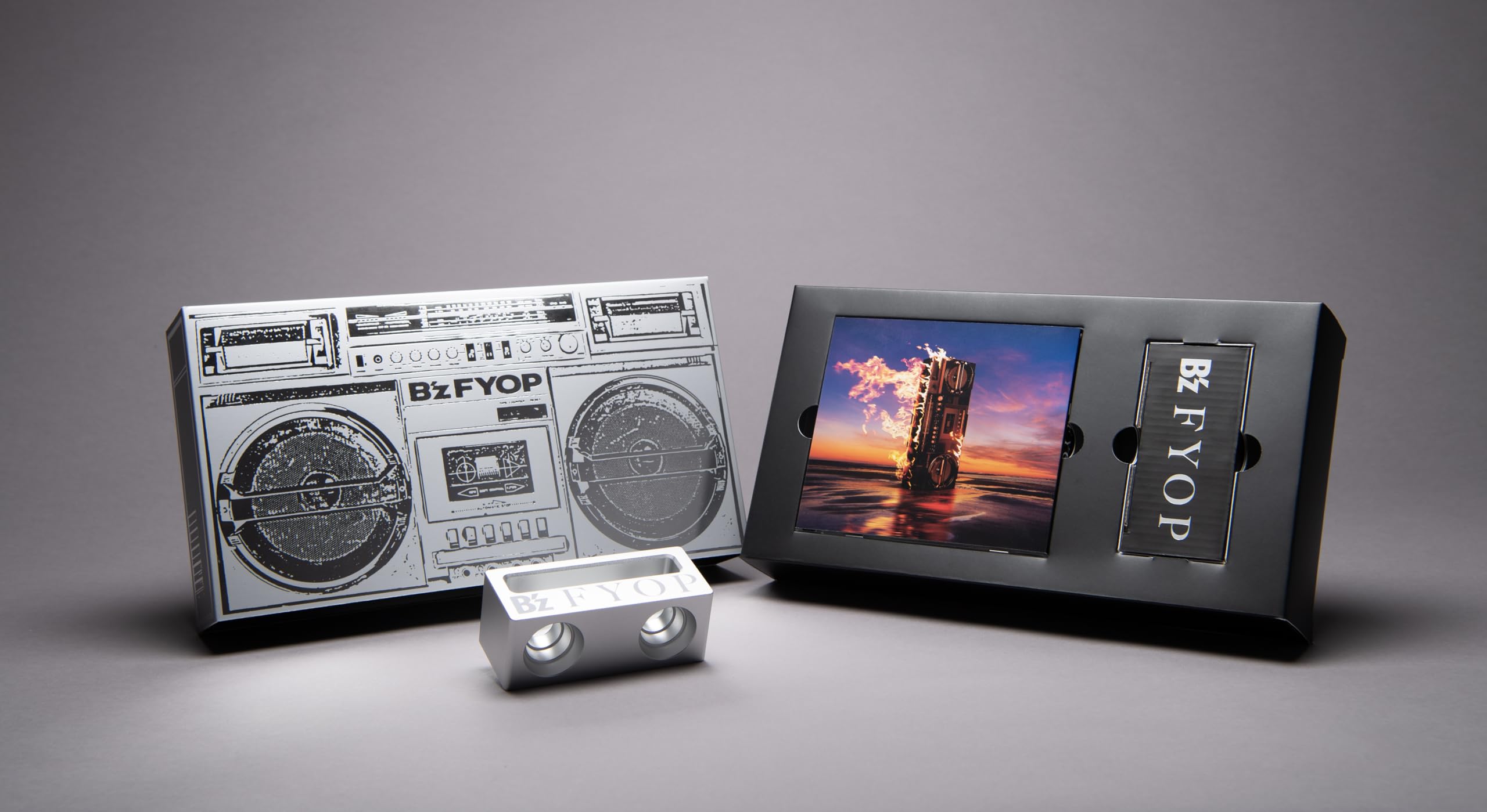 B'z FYOP プレミアム席限定グッズ&初スマホスピーカー付きCD B'z FYOP ［CD+メタルスマートフォンスピーカー＜RED＞］＜数量限定盤