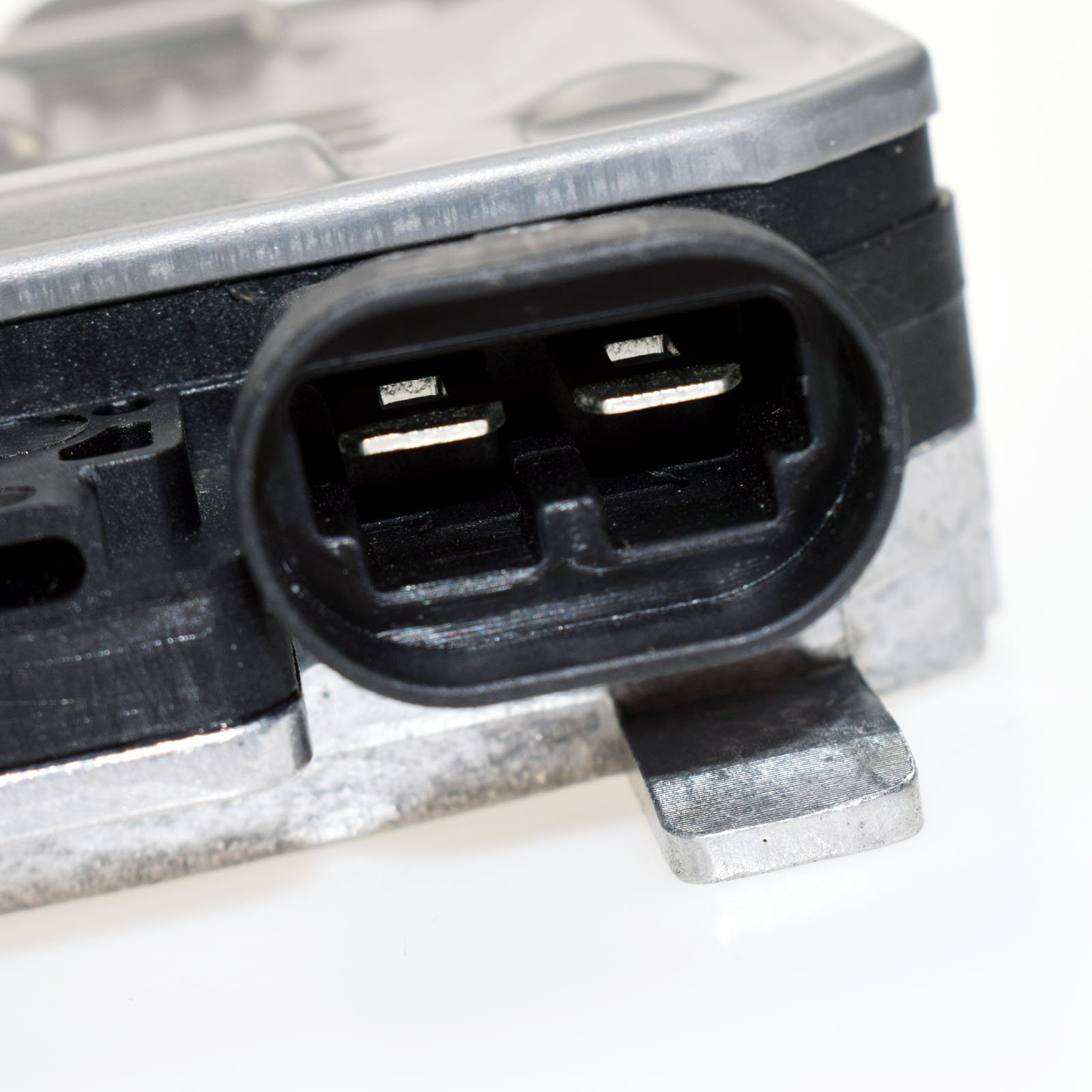 Radiator Cooling Fan Control Relay Module C2S24957 NEW for 20012008 Jaguar XType 2.5 3.0L V6