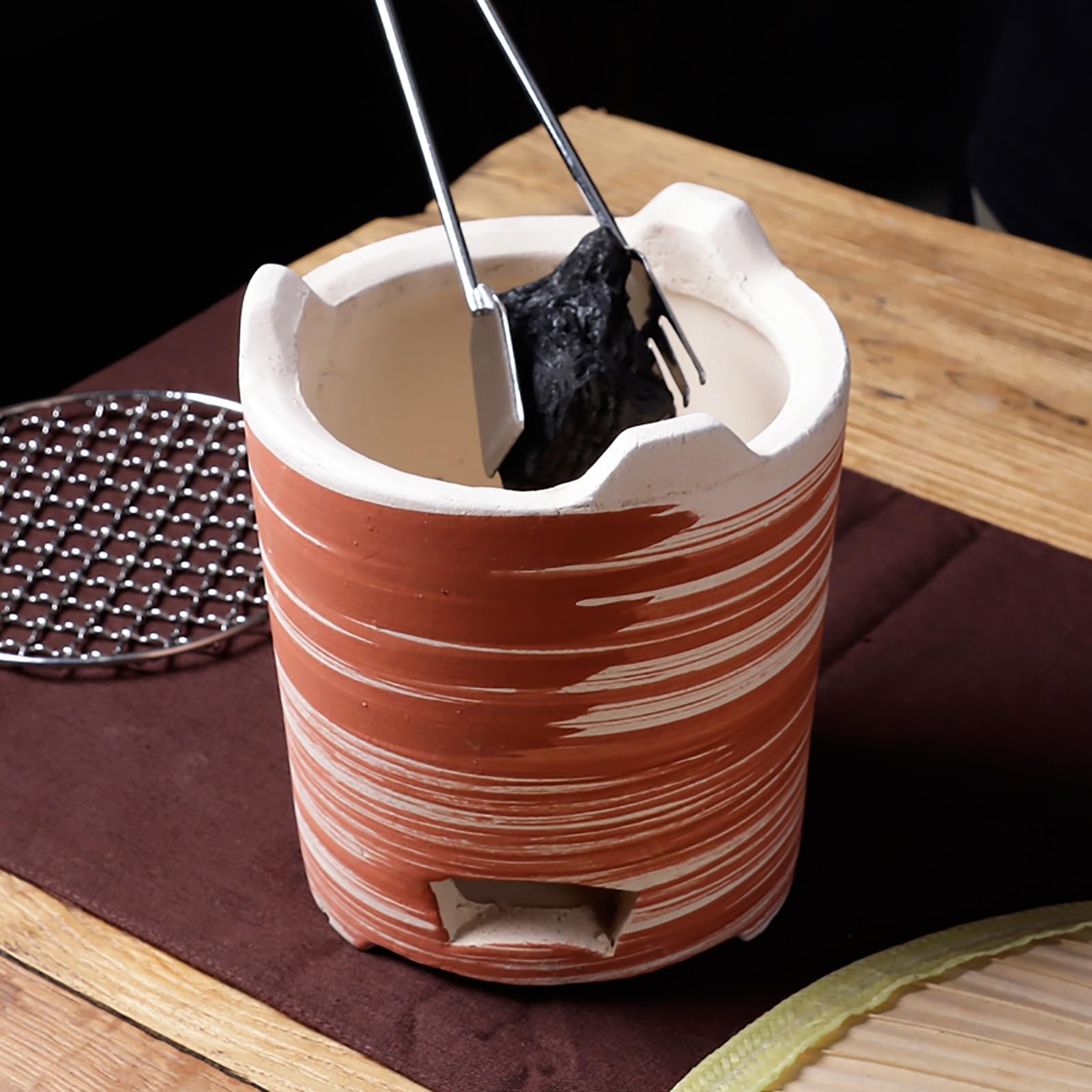 Przenośny grill węglowy - średni piec kempingowy z wyjmowanym grillem, unikalna tekstura powierzchni do gotowania na świeżym powietrzu i pikników(czerwony) - idealny dla entuzjastów