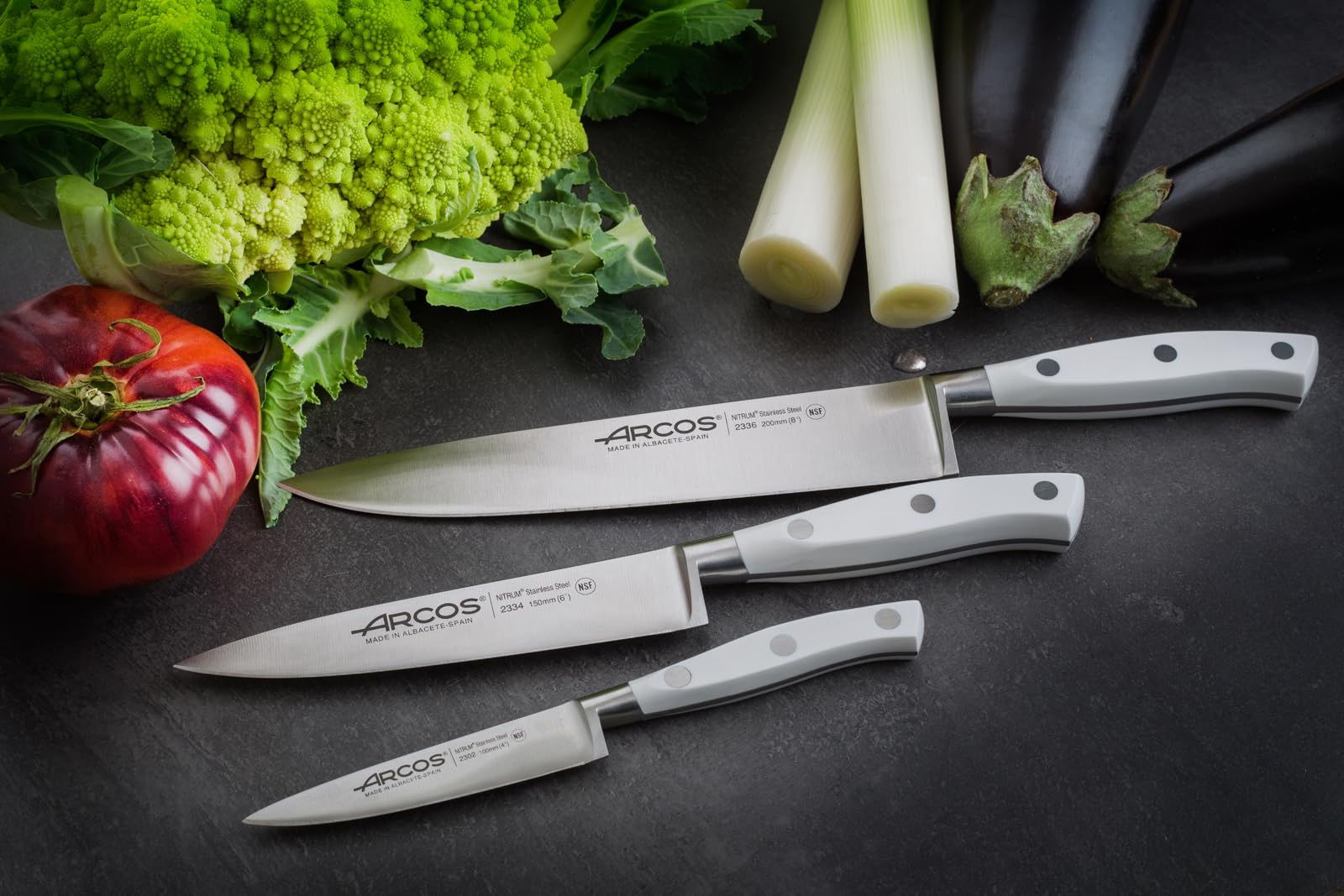 Arcos Riviera Blanc zestaw noży kuchennych (mondaster + Santoku + nóż szefa kuchni) - kuta stal nierdzewna NITRUM uchwyt POM biały