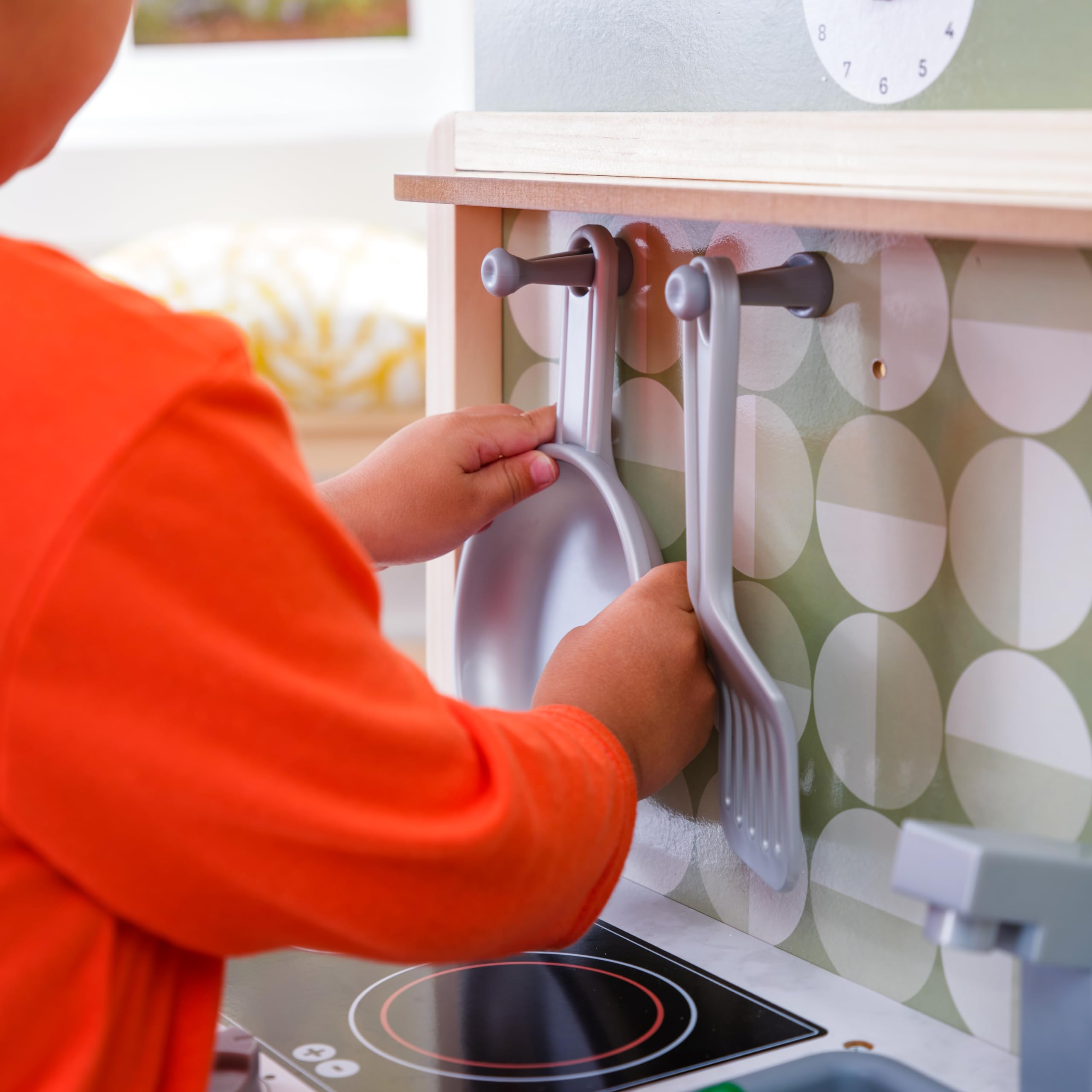 KidKraft Cocina de Juguete Time to Cook de Madera para niños con Accesorios incluidos, Comida de Juguete y Set Utensilios de Cocinita Infantil, Juguetes niños 2+ años (20513)