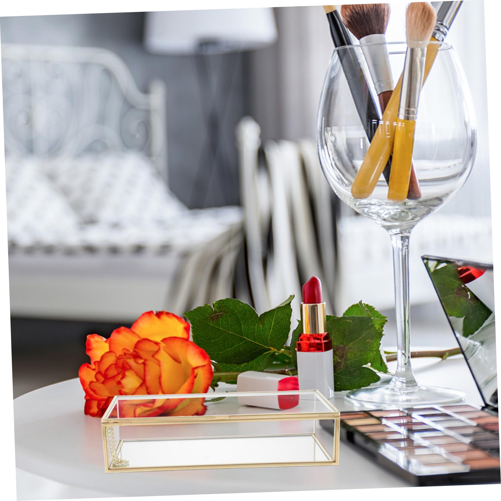 Europäische Schmuck Aufbewahrungsbox aus Glas mit Kupferstange Make Up Aufbewahrung für Lippenstift und Nagellack Sicher und Tragbar für Hochzeiten