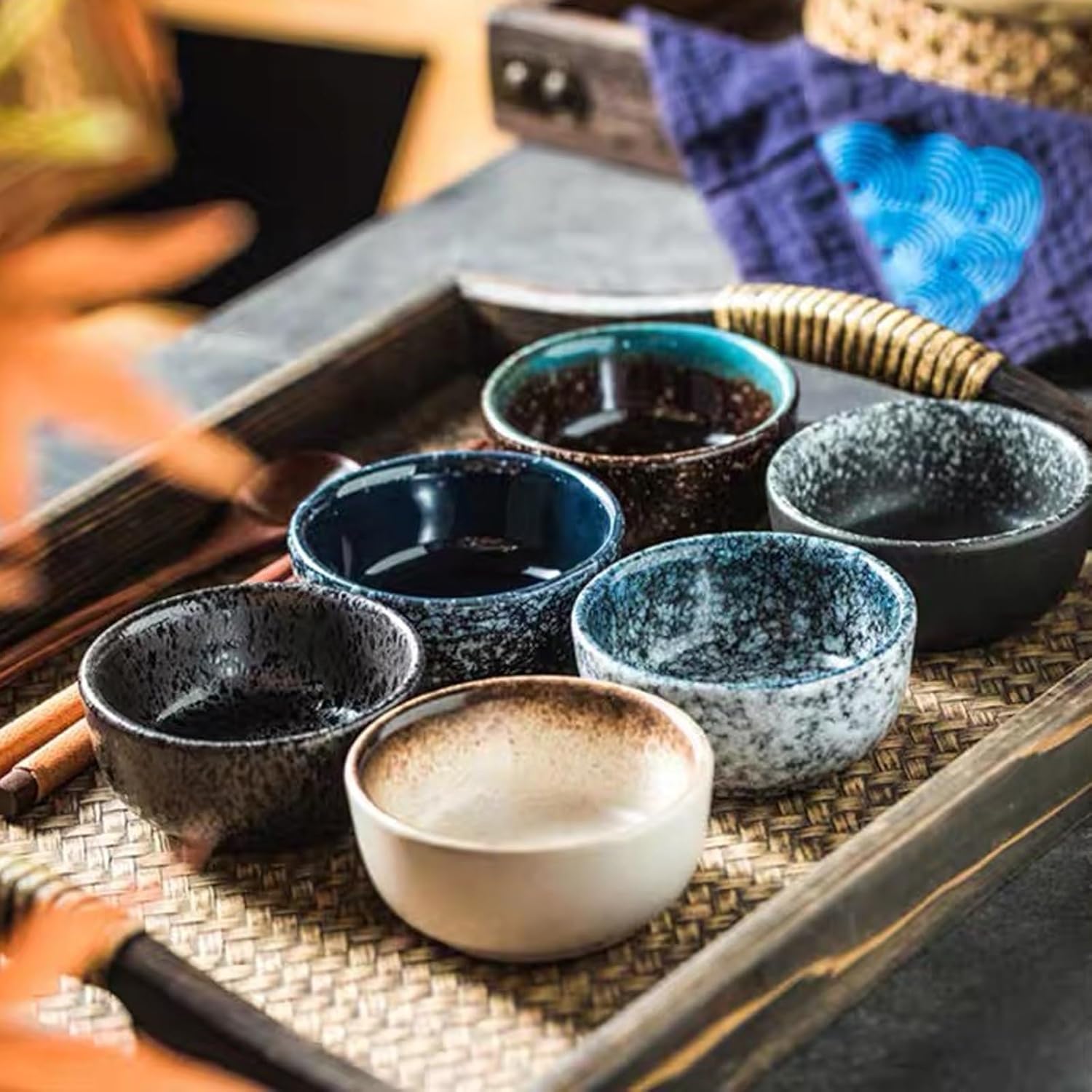 スナック皿 セラミック製のディップ皿は、スナックやデザートなどを入れるのに適しています。 サイドディッシュプレート