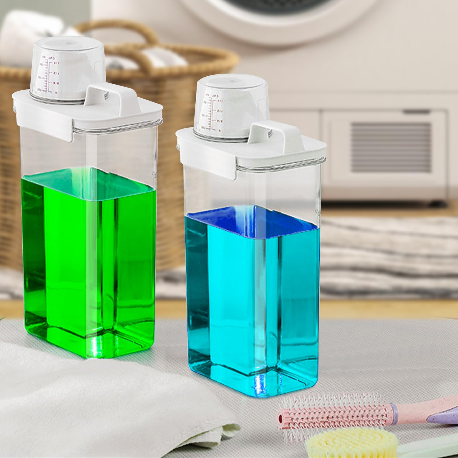 Dispensador de detergente líquido para lavandería, paquete de 4 dispensadores de jabón de lavandería de 78 onzas, soporte para detergente de lavandería con tapas para almacenamiento de lavandería,