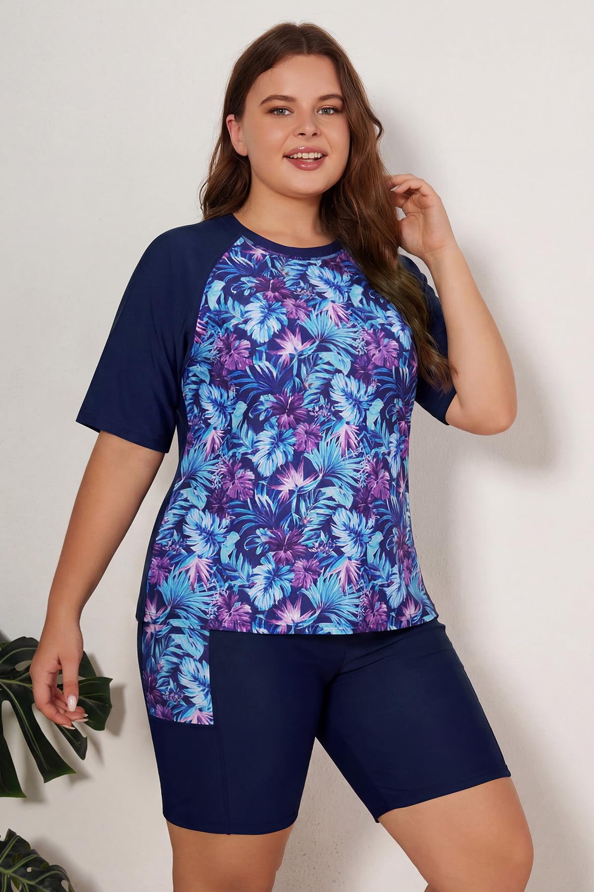SHEKINI Traje de baño de 2 piezas de talla grande para mujer, brasier integrado, camiseta de natación de manga corta y pantalón corto con bolsillos, trajes de baño