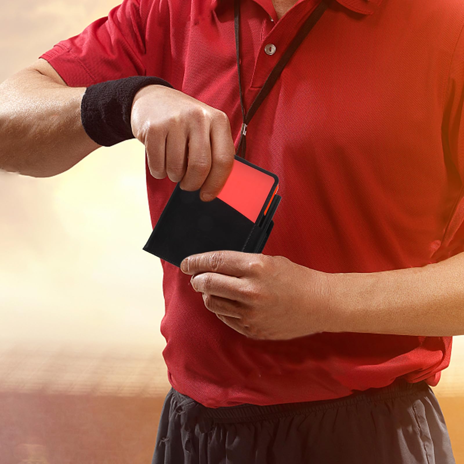 Angoily Kit Arbitro Calcio 2 Pezzi Cartellini Rossi e Gialli Sottili, Portafoglio Portatile, Penna e Blocco Note per Allenamenti Sportivi e Partite Ufficiali