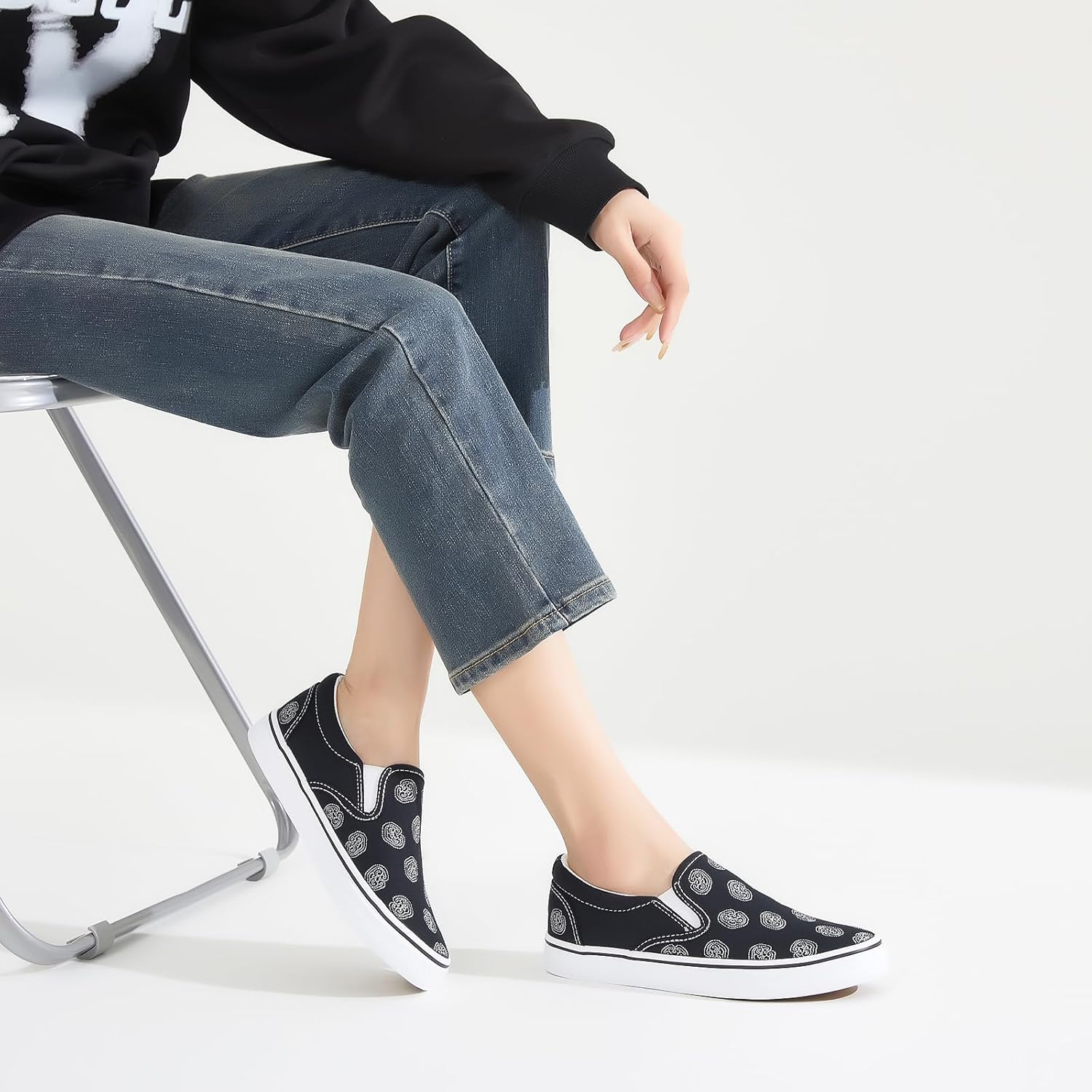 Women's Slip on Shoes Canvas Sneakers Loafers Non Slip Shoes Low Top Casual Shoes - Image 8