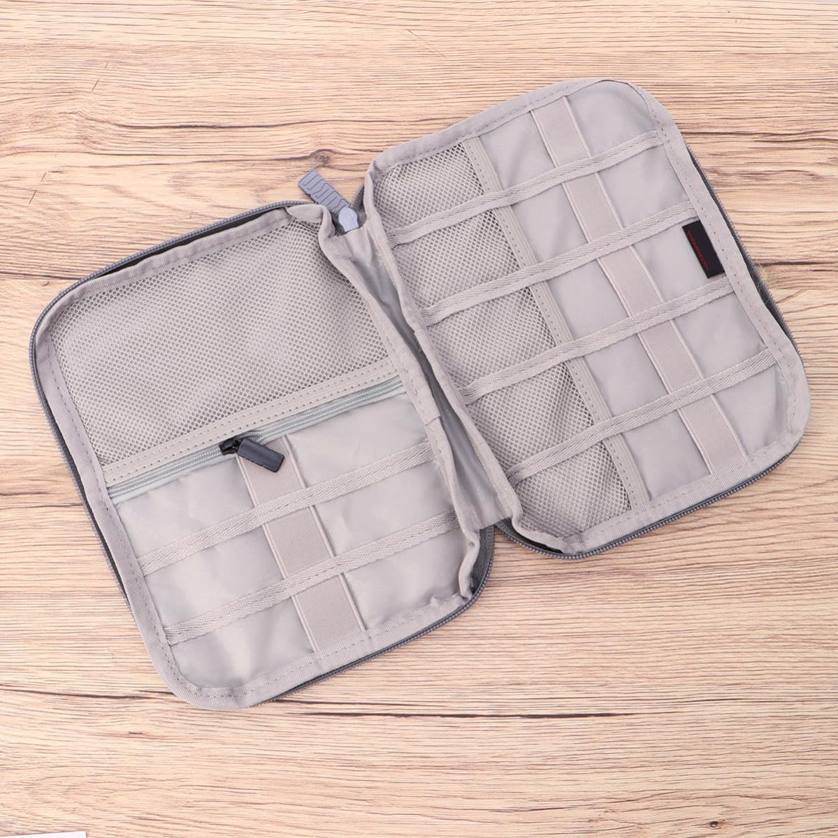 Levemolo Watch Strap Storage Case, Nylon Sponge Organizer for Home Travel