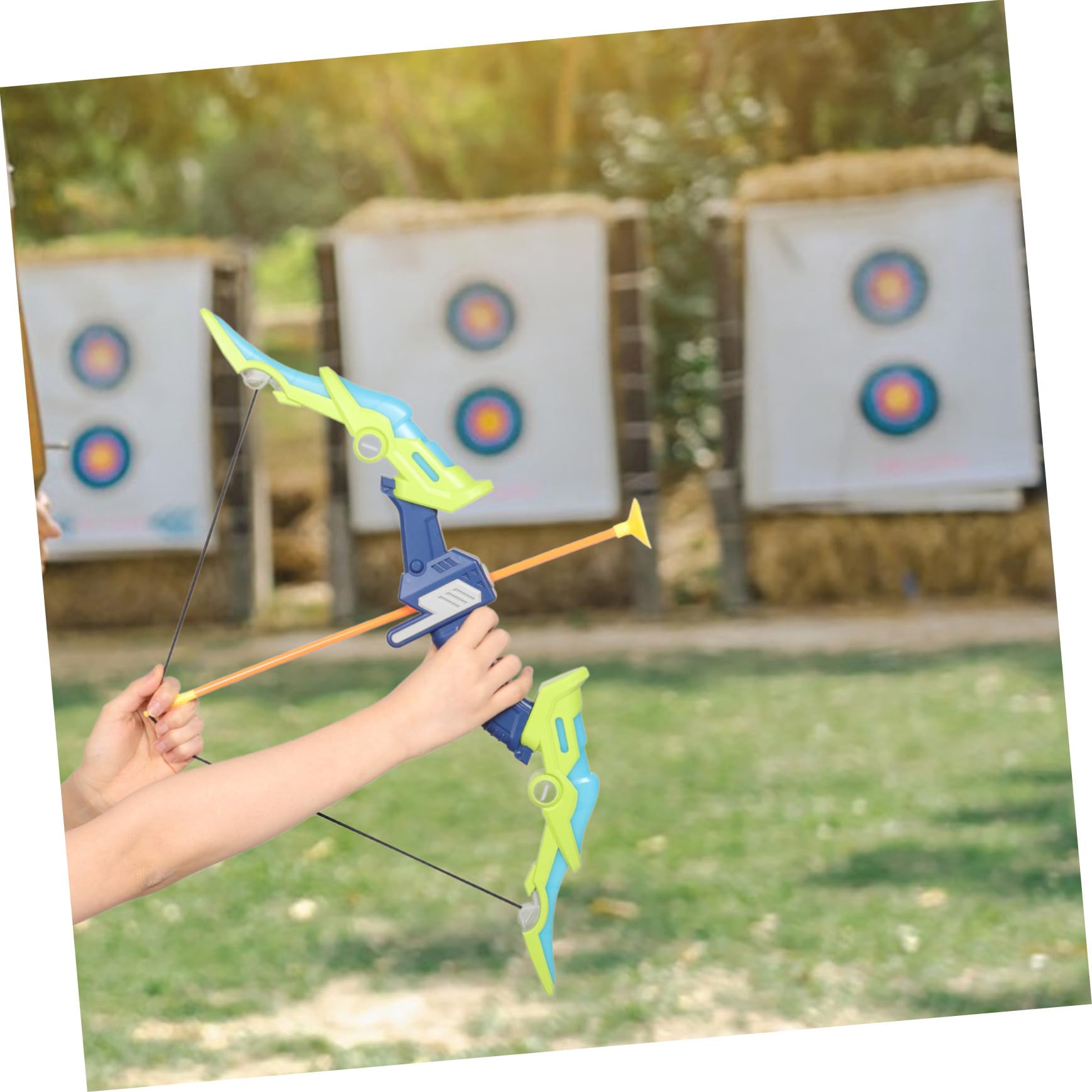 Arco e Frecce Giocattolo per Bambini con Ventosa in Plastico | Kids Archery Entertainment, Kids Archery Games, Fun Archery Set, Decorazioni Scuola