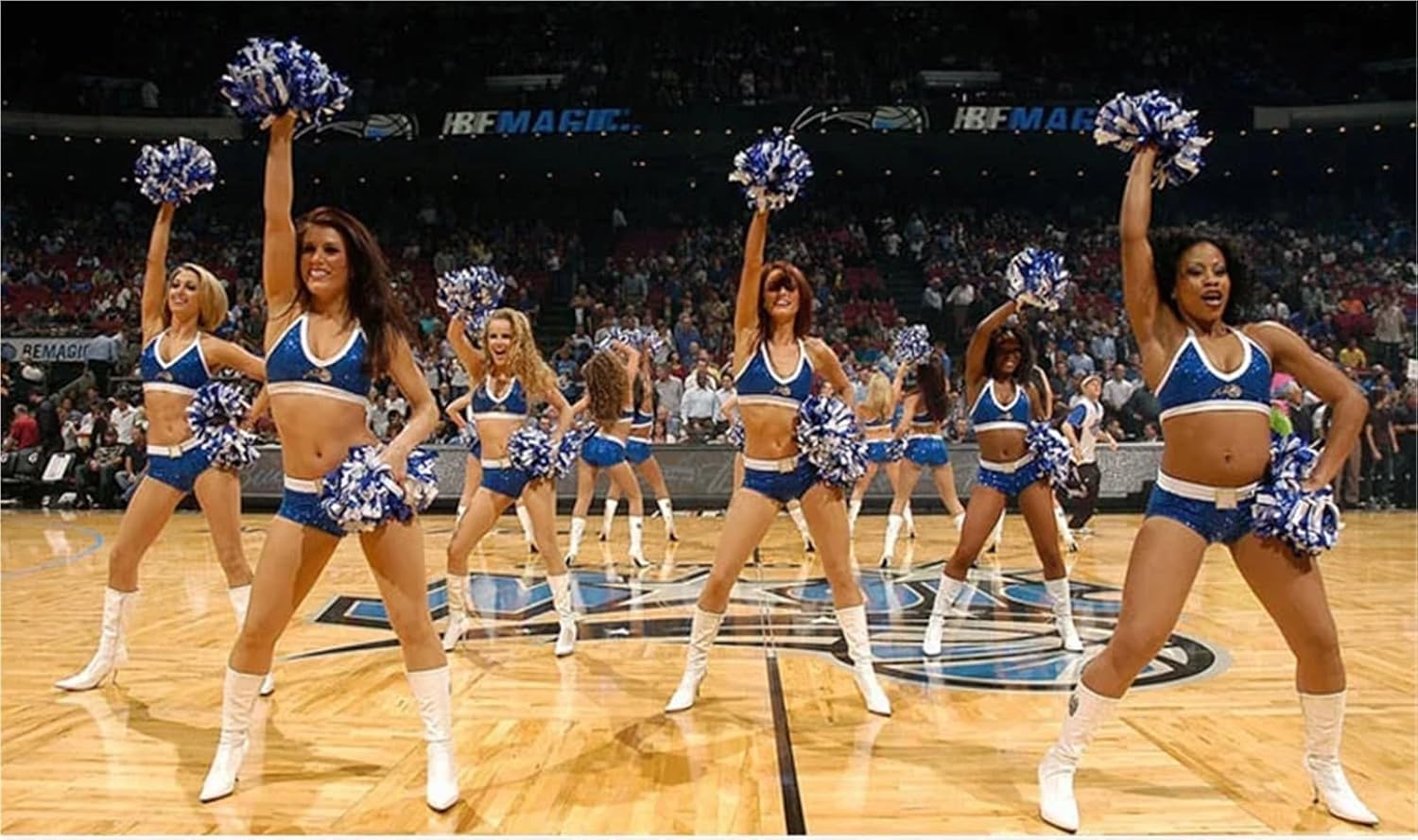 Dance Cheerleading Pompoms, Cheerleading Pom Poms Multicolor 32cm with Rings Handle Pack of 4