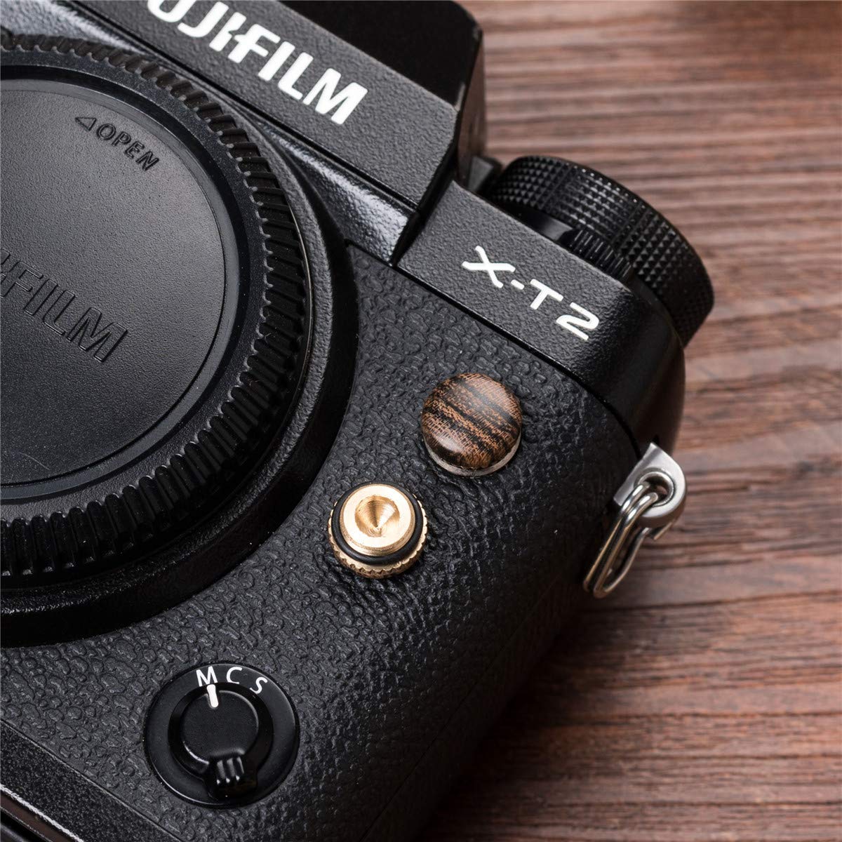 富士フィルム X-T2本体+おまけ 中古 フジフィルム X-T2 ボディ 程度:B(並品)