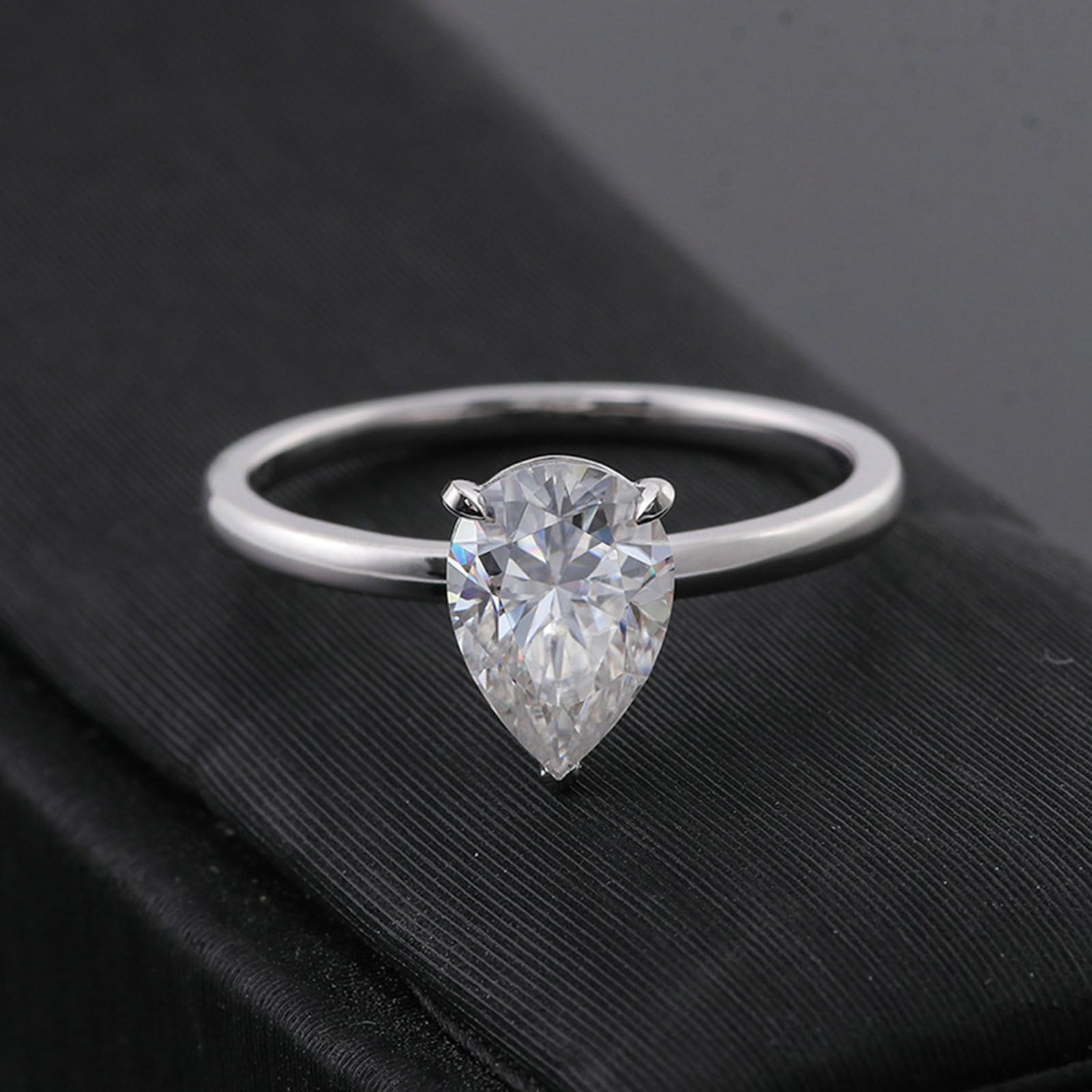 Obrączki ślubne, Pierścionek ślubny 14K Białe Złoto Klasyczne Solitaire 1CT Moissanite Kropla wody Pierścionki zaręczynowe Kobiety Białe Złoto na obietnicę