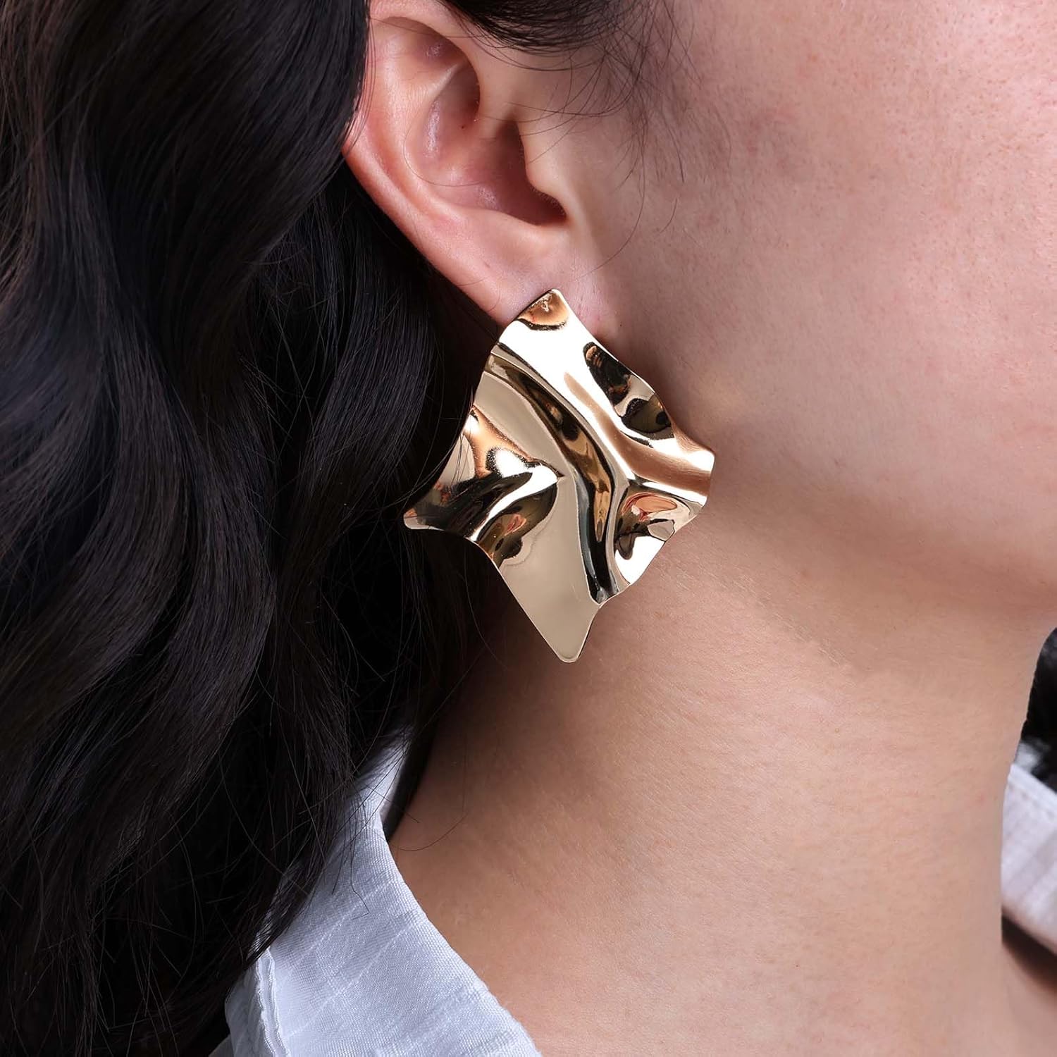 Irregular Square Earrings Statement Geometric Square Earrings Gold Texture Square Stud Earrings Metal Square Dangle Earrings Exaggerated Statement Earrings Jewelry for Women and Girls - Image 2