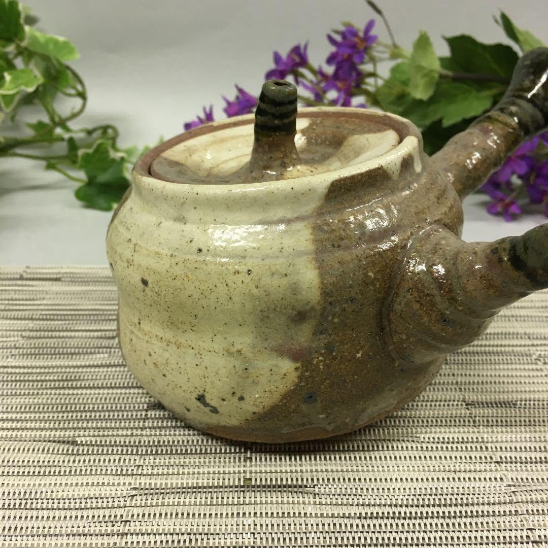 Amazon.co.jp: 美濃焼 桂山窯作 志野織部手捻り急須 : Home & Kitchen 