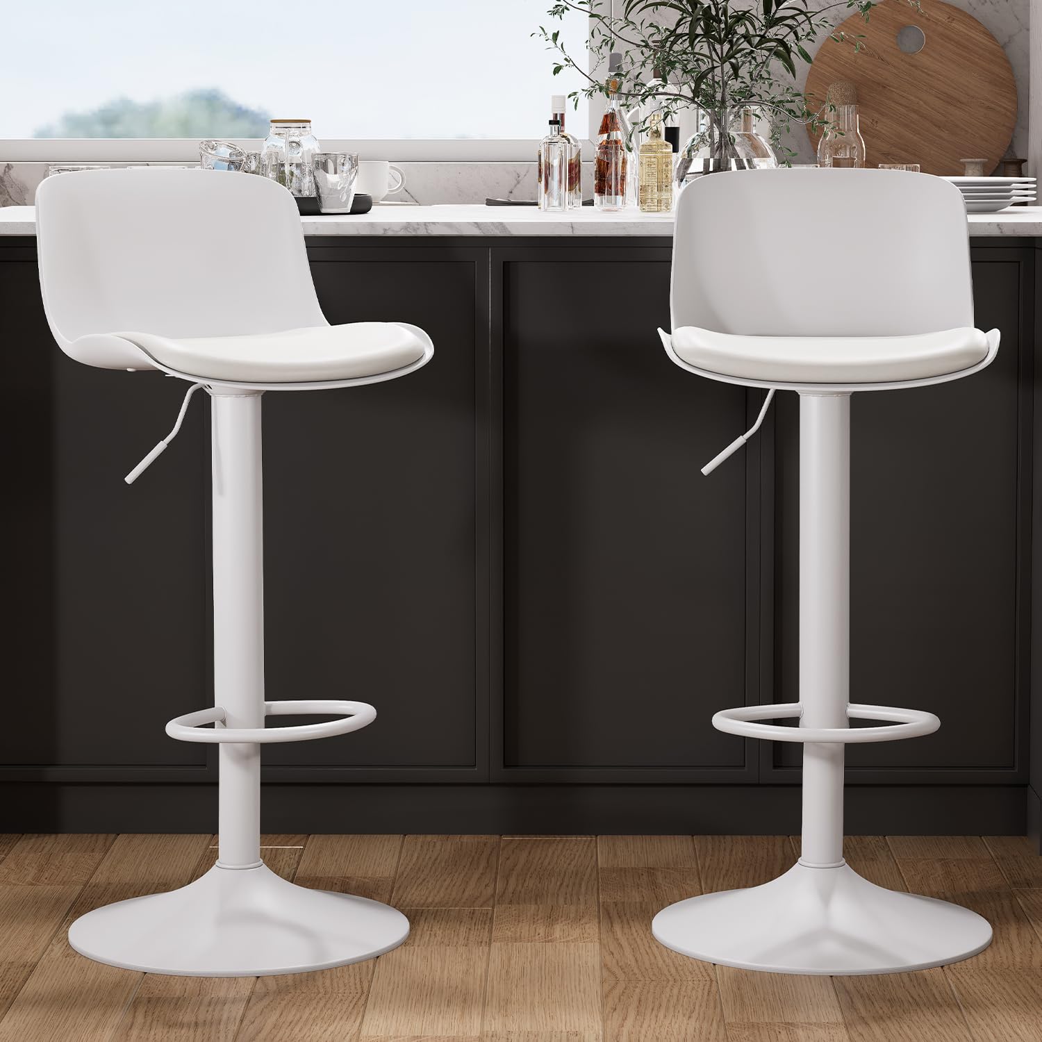 Kidol & Shellder Lot de 2 tabourets de Bar réglables en Hauteur et pivotants avec Dossier et Repose-Pieds – Chaises de Bar en PU Cuir rembourré, Style Moderne Industriel, Blanc, pour Cuisine