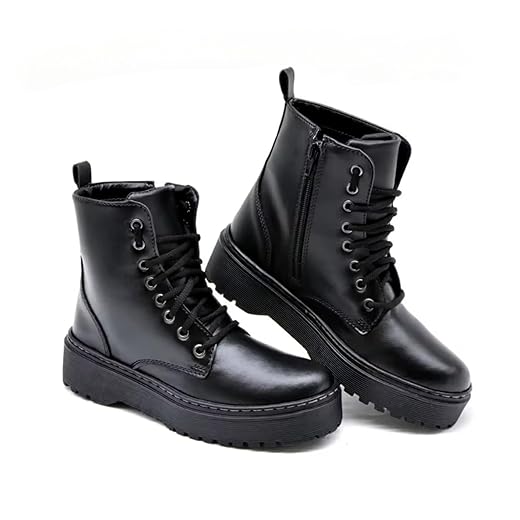 Bota Coturno Feminina Cano Médio em Couro Ecológico Preto – Numeração 35 ao 41, após realizar a compra,envie uma mensagem com o número desejado