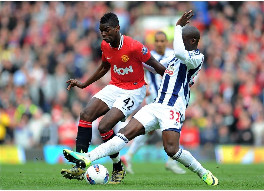 Paul Pogba Poster On Silk <49cm x 35cm, 19inch x 14inch> - E11231