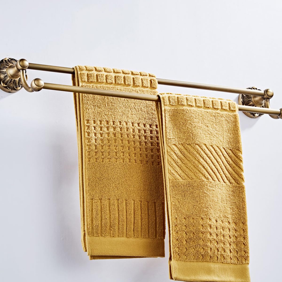 OSALADI Toallero de Latón Antiguo 55 Cm Doble Varilla Acabado en Bronce Cepillado, Soporte de Pared Práctico para Baño y Estante de Almacenamiento para Albornoces y Toallas