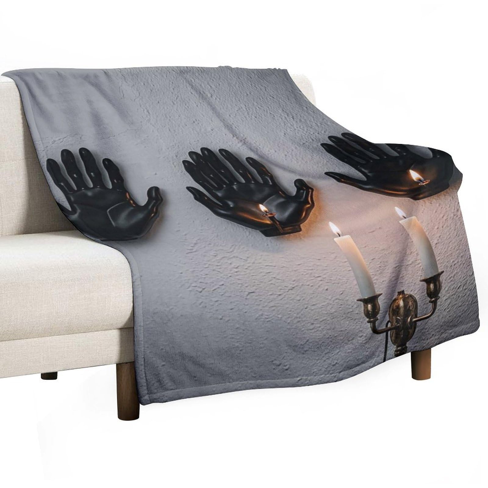 Couverture en flanelle mains effrayantes pour vos soirées frissons sur le canapé