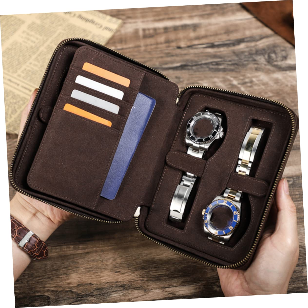 PACKOVE Estuche de Cuero para Reloj Vintage 4 Ranuras y Cremallera | Viaje y Almacenamiento, Tono Café, Compartimentos en Ambos Lados, Adecuado para Boda o Cumpleaños