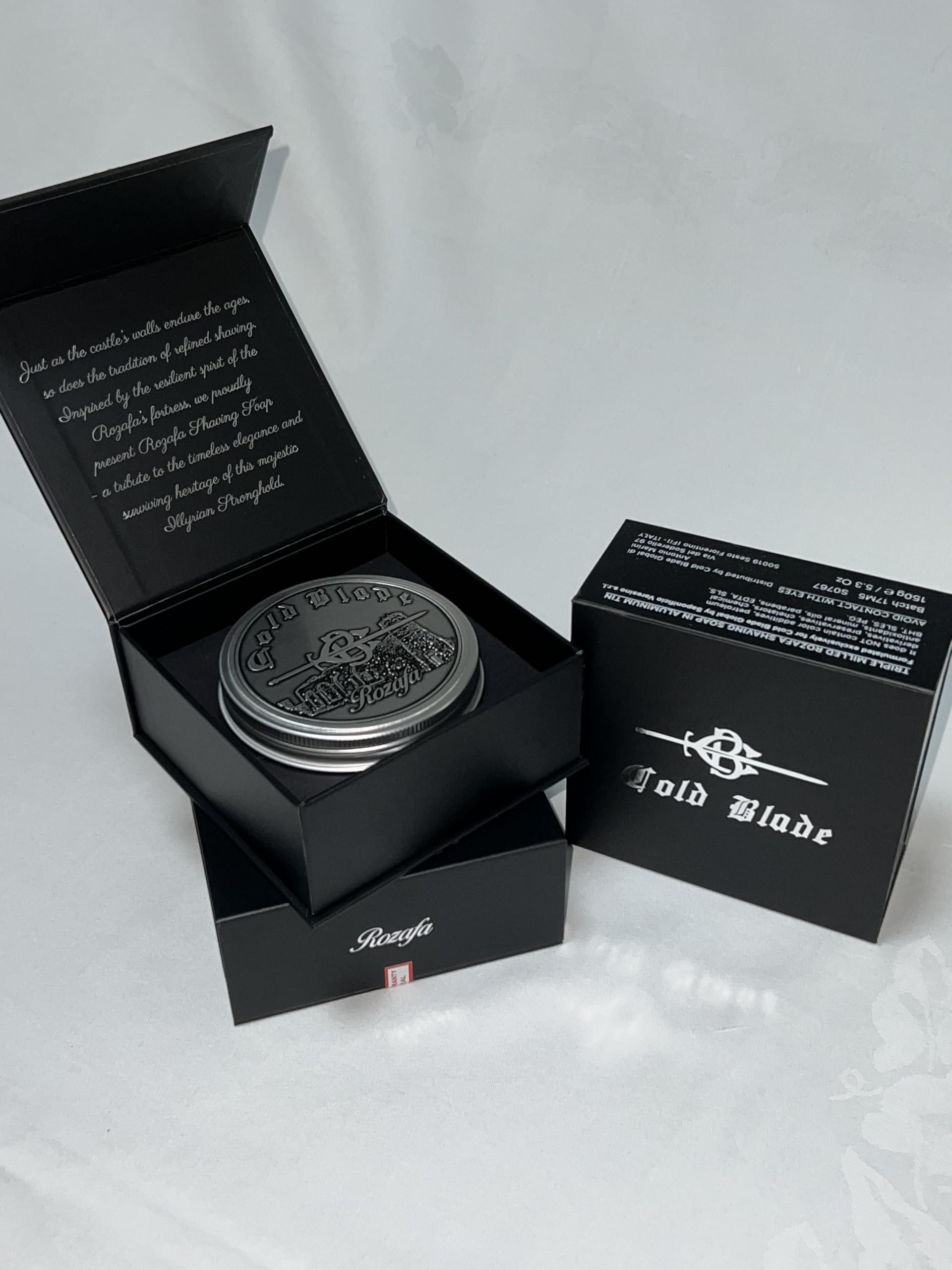 Jabón de Afeitar Rozafa | 150g/5.3oz Jabón Artesanal Triple Molido - Elaborado en Caldero - Cortado a Mano - Espuma Cremosa Perfecta para Piel Sensible - con Aceites Esenciales y Extractos Naturales H