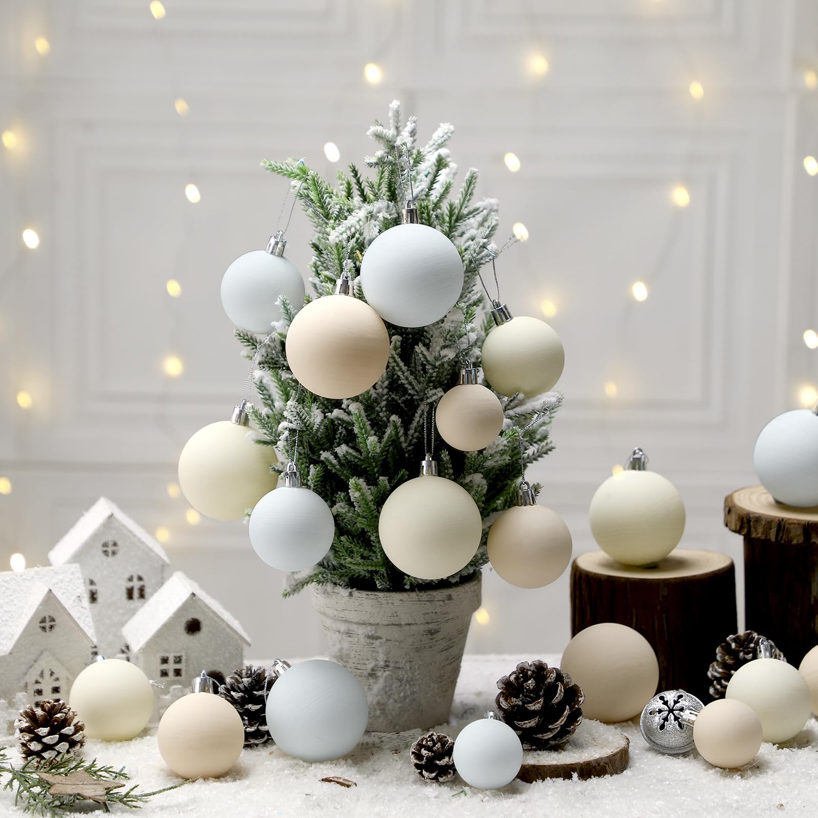 Lot de 40 boules de Noël rustiques texturées et incassables pour sapin de Noël, décorations d'intérieur rustiques (4,9 cm, 5,9 cm, 5,9 cm, 6 cm, crème)