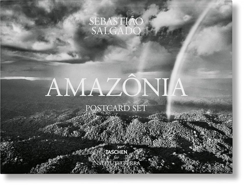 Portada de Sebastião Salgado. Amazônia. Postcard Set